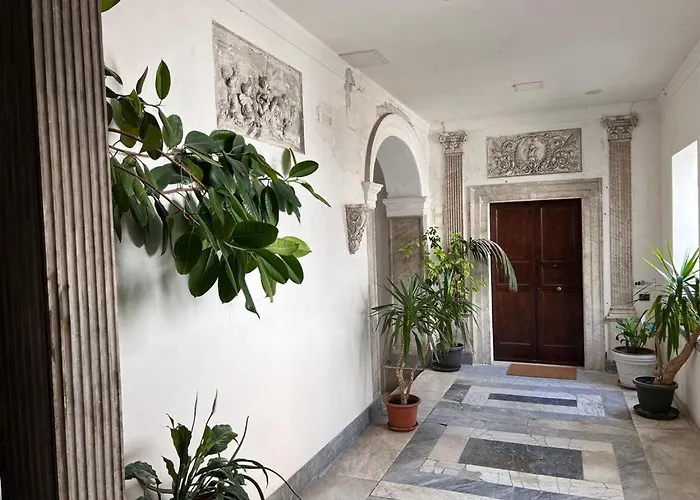 Palazzo Diomede Carafa Santangelo Luxury Rooms