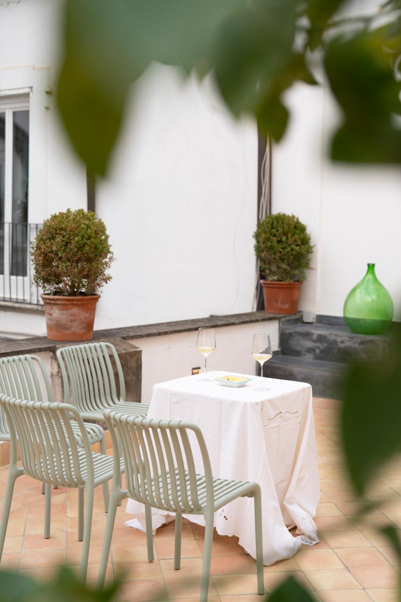 Guest house Palazzo Diomede Carafa Santangelo Luxury Naples
