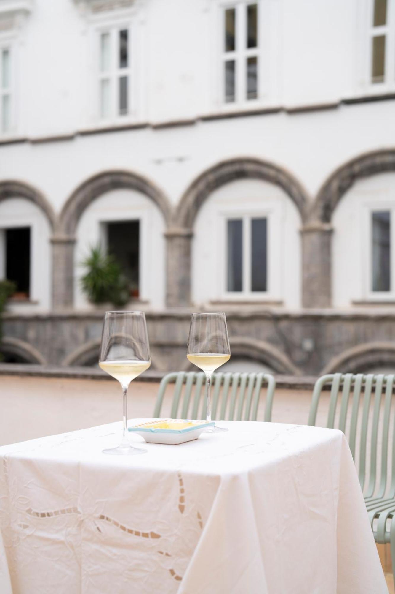 Palazzo Diomede Carafa Santangelo Luxury Guest house Naples