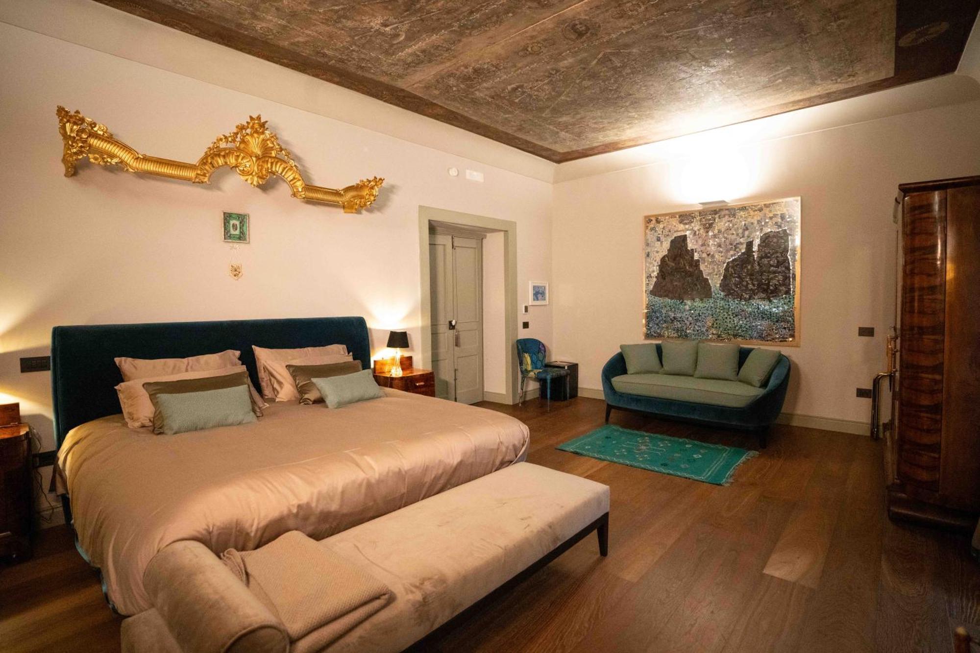 Guest house Palazzo Diomede Carafa Santangelo Luxury Naples